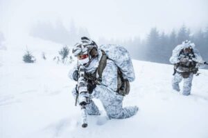 Les kits de survie et équipements médicaux en milieu militaire doivent être protégés contre l’humidité. Nos dessiccants assurent leur conservation dans les conditions les plus extrêmes.